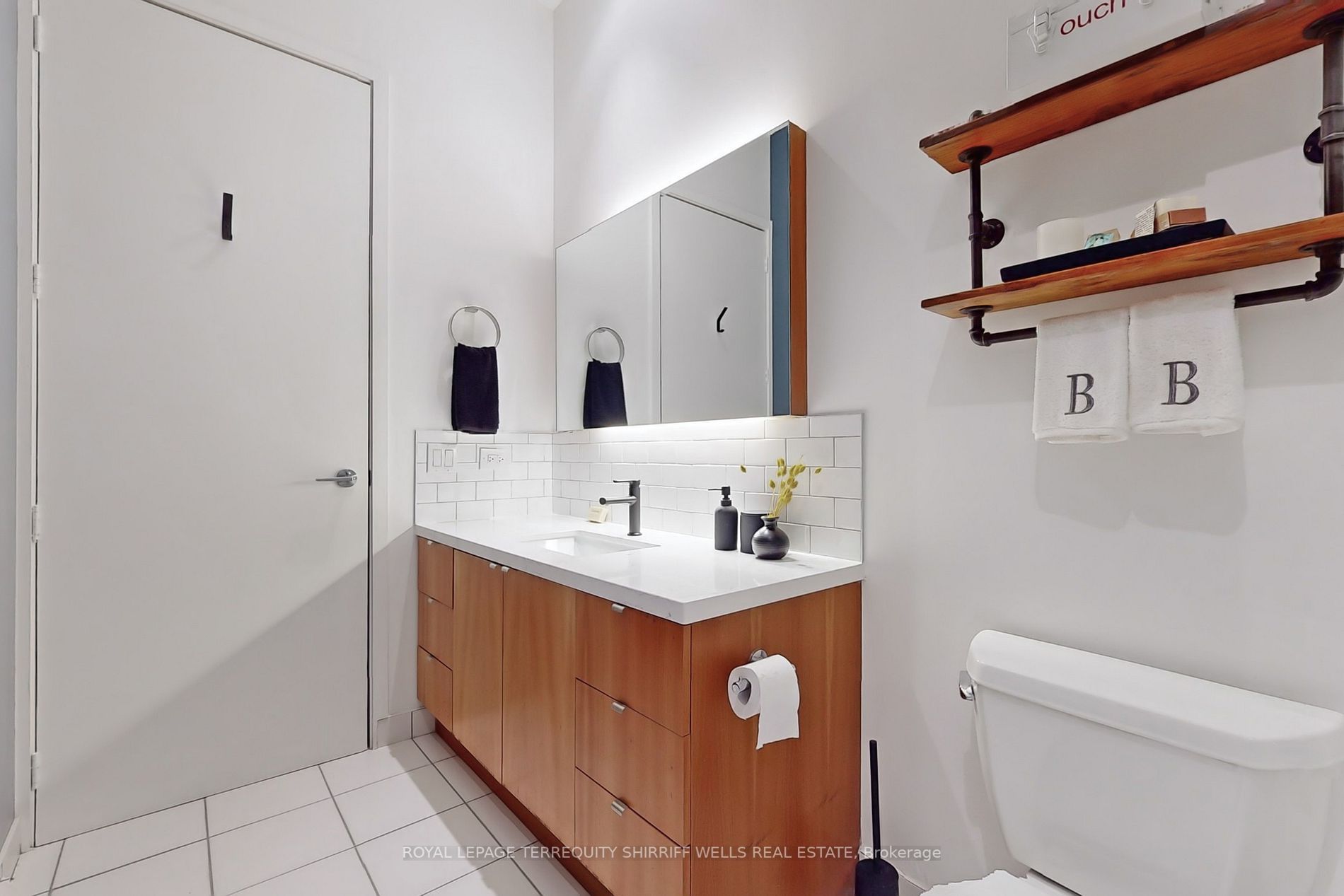 43 Hanna Ave, #125