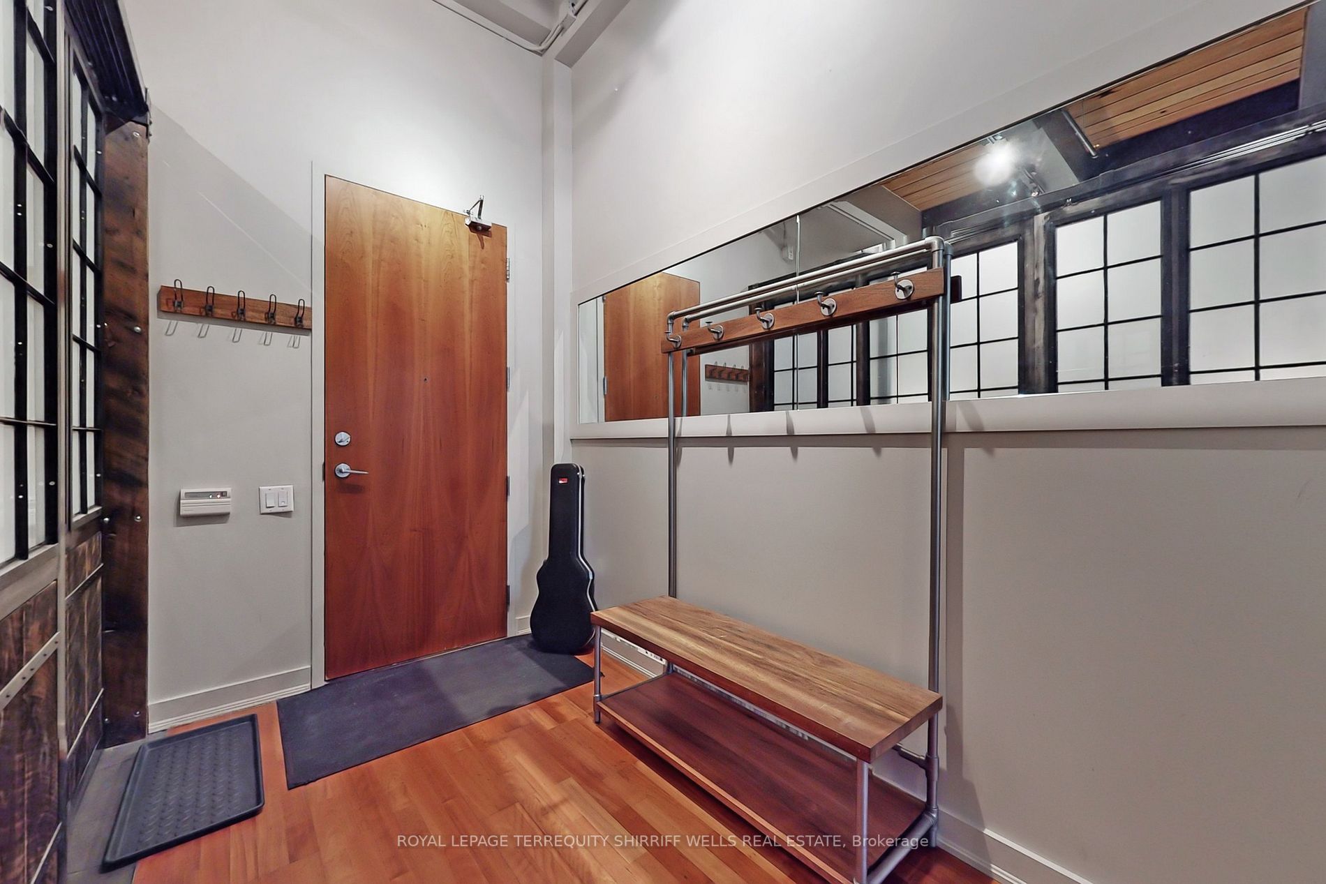 43 Hanna Ave, #125