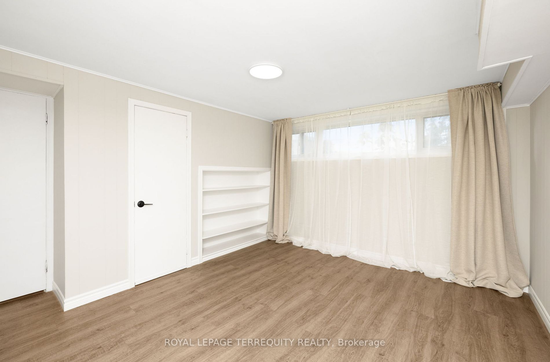 51 Garthdale Crt, #Lower