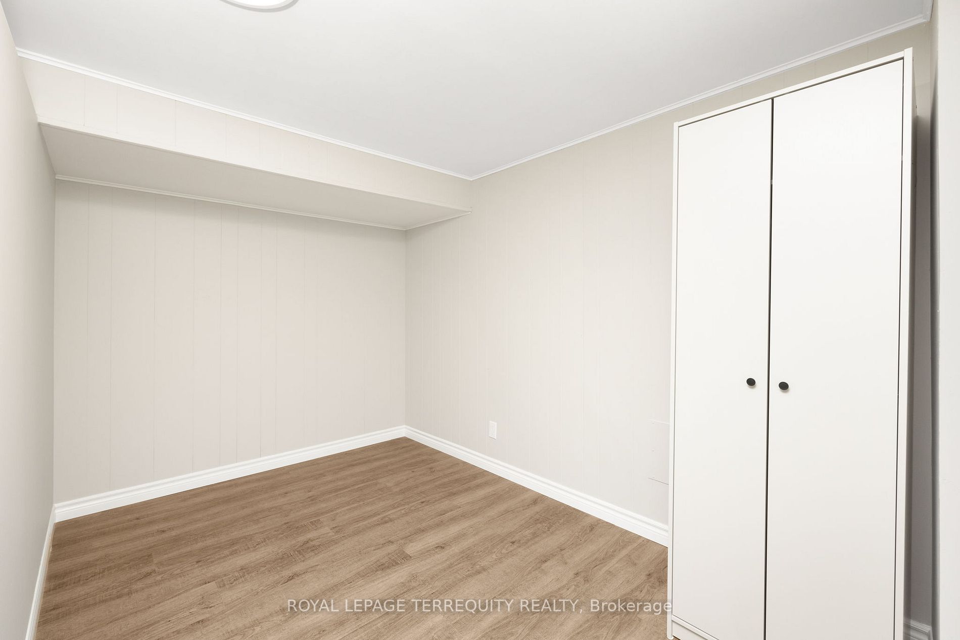 51 Garthdale Crt, #Lower