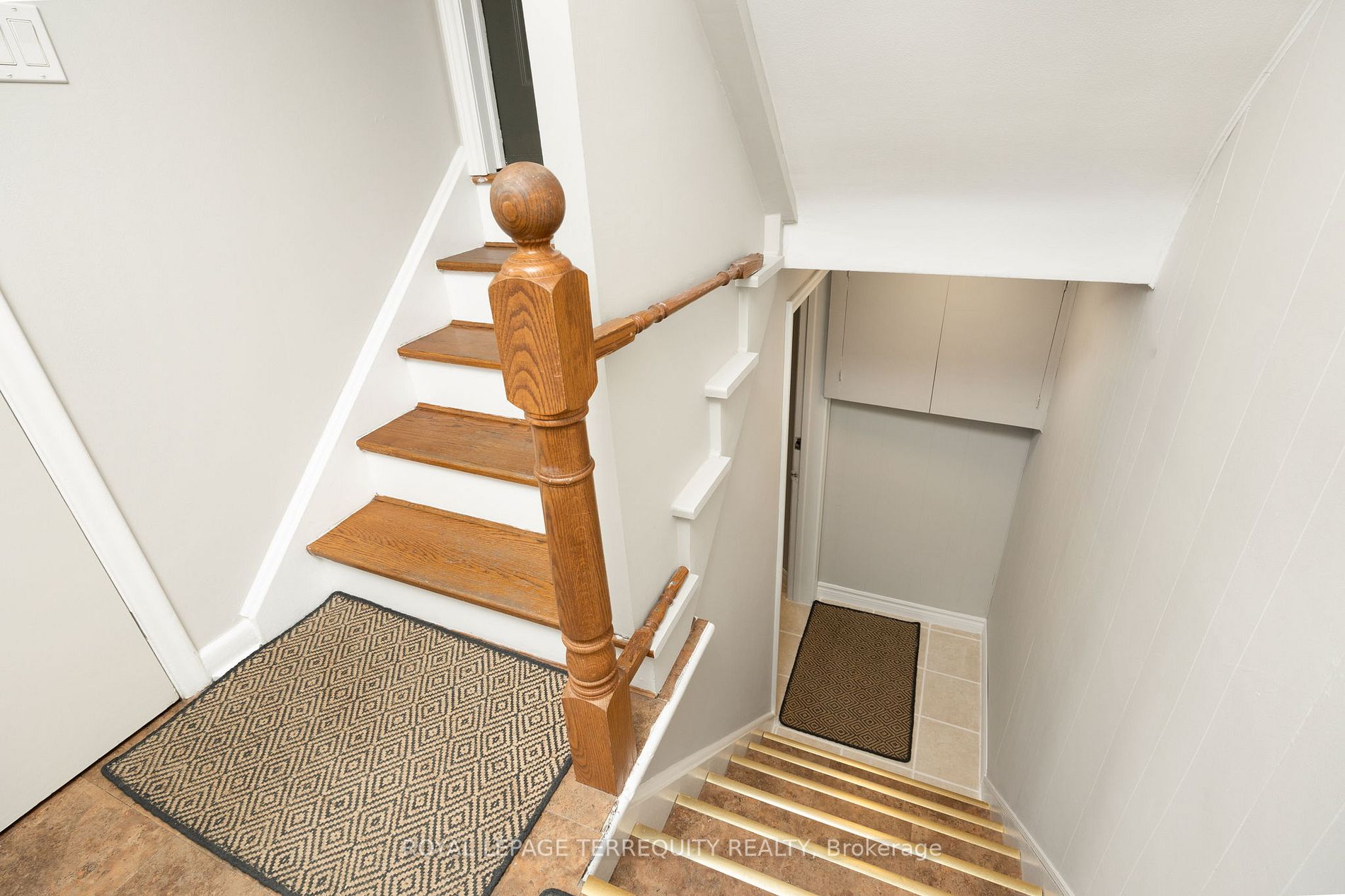 51 Garthdale Crt, #Lower