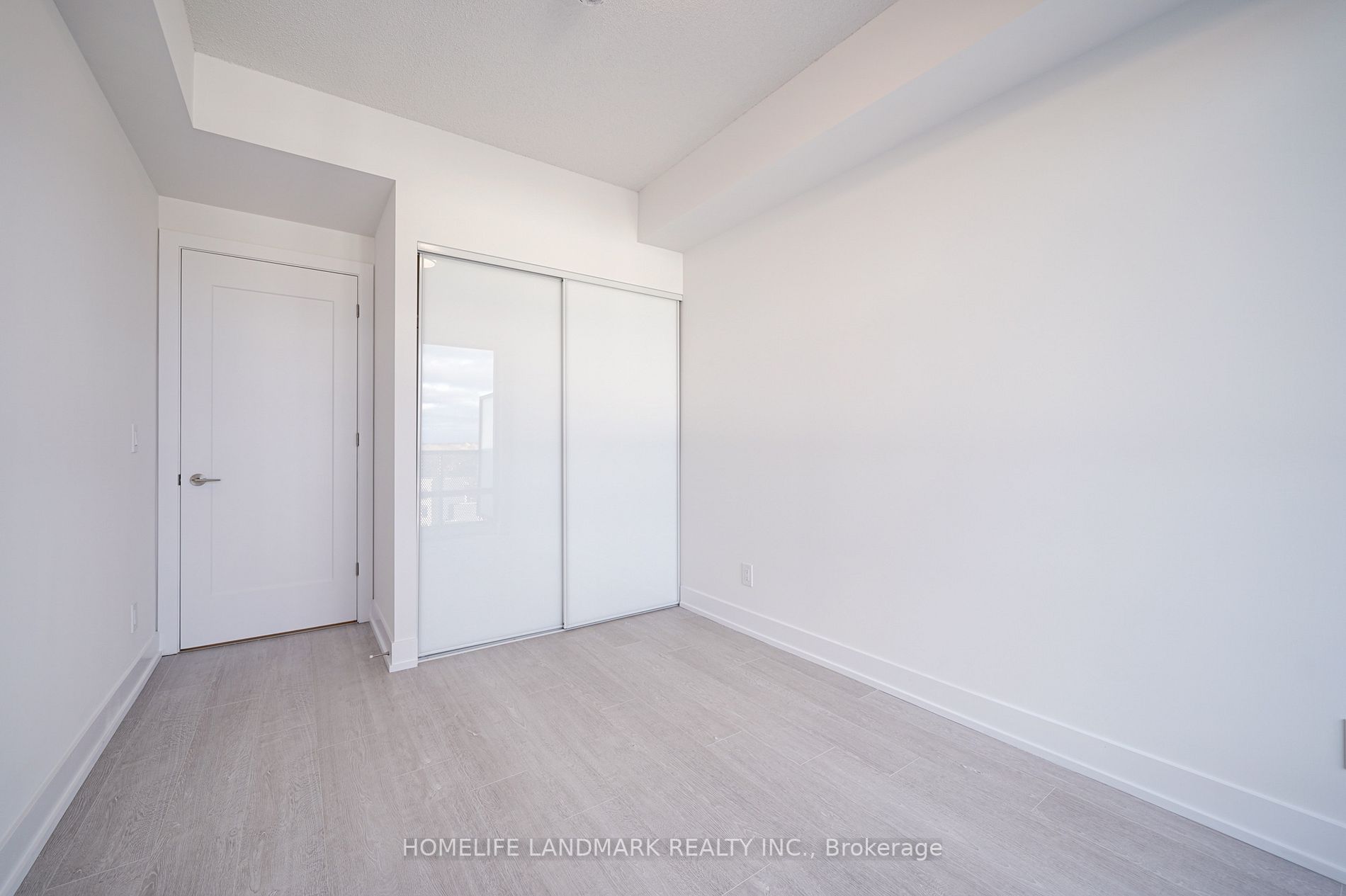 25 Adra Grado Way, #910