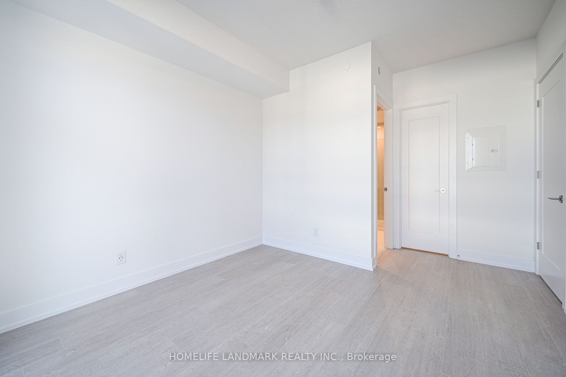 25 Adra Grado Way, #910