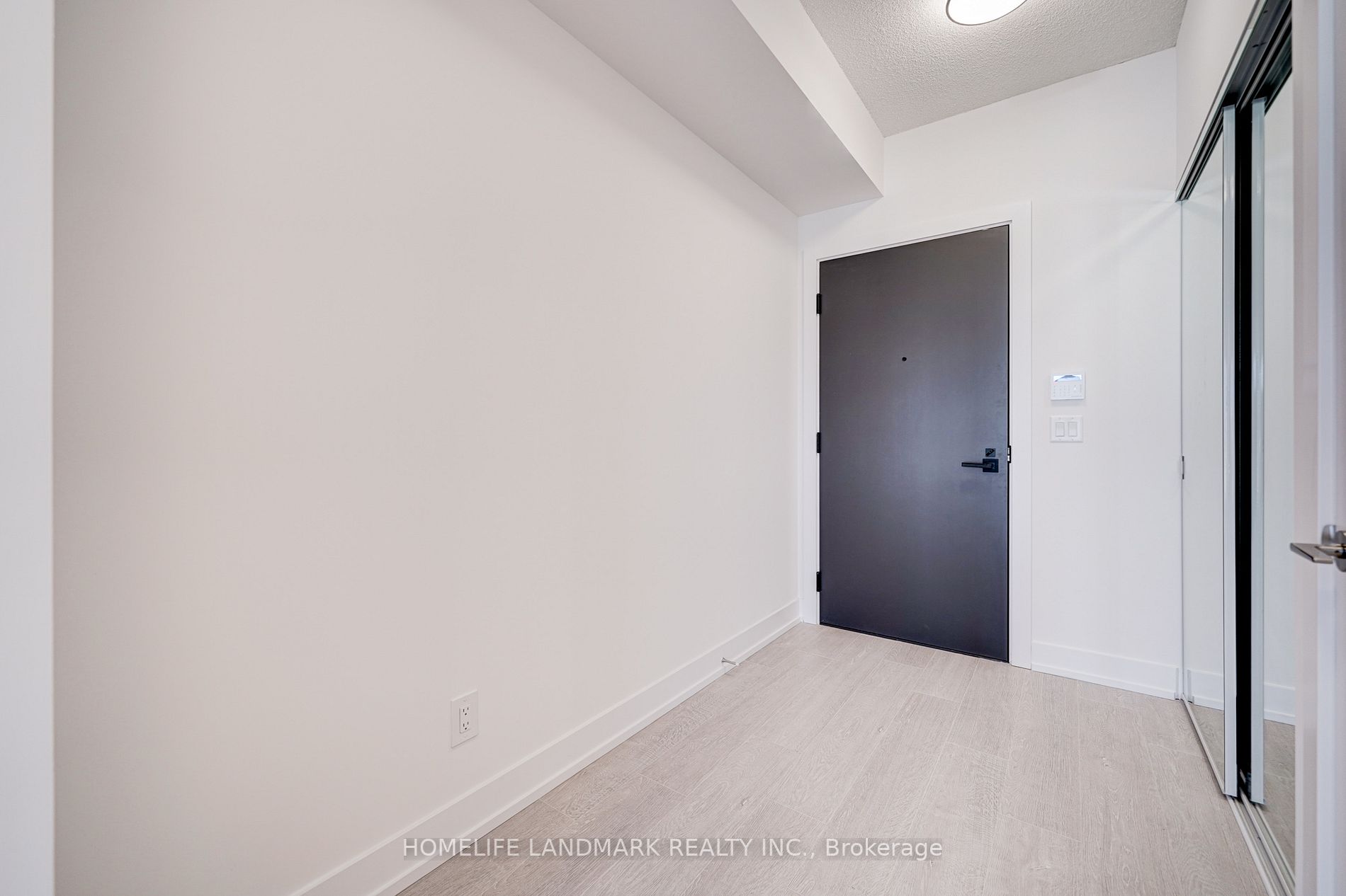 25 Adra Grado Way, #910
