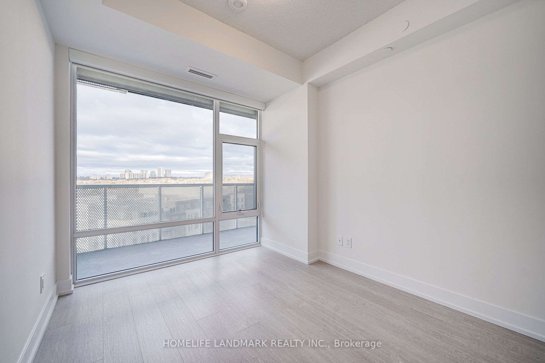 25 Adra Grado Way, #910
