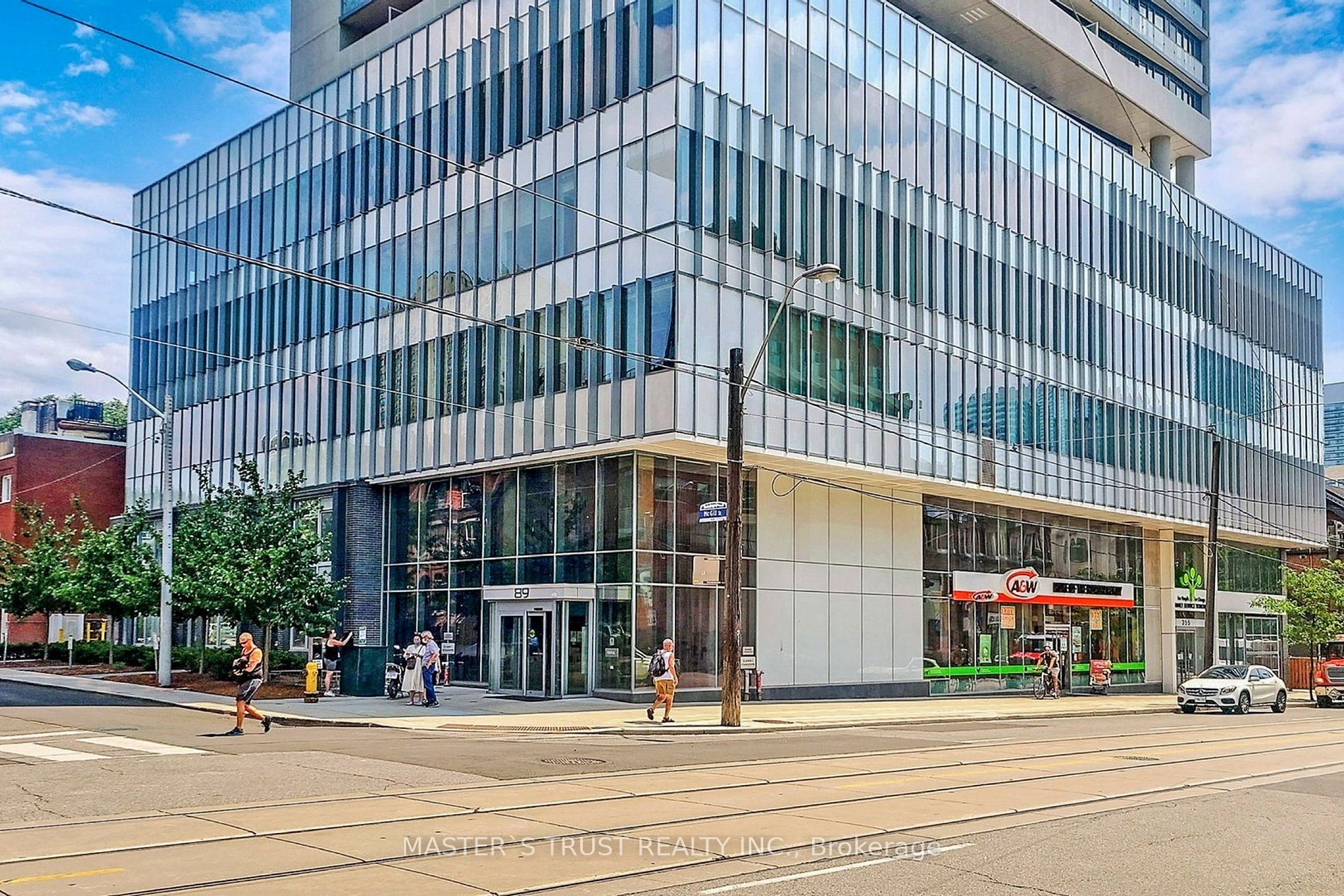 89 Mcgill St, #2405