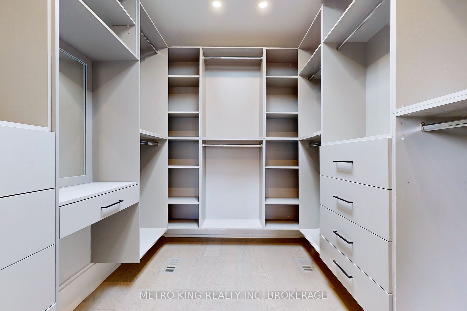 29 Briarfield Dr