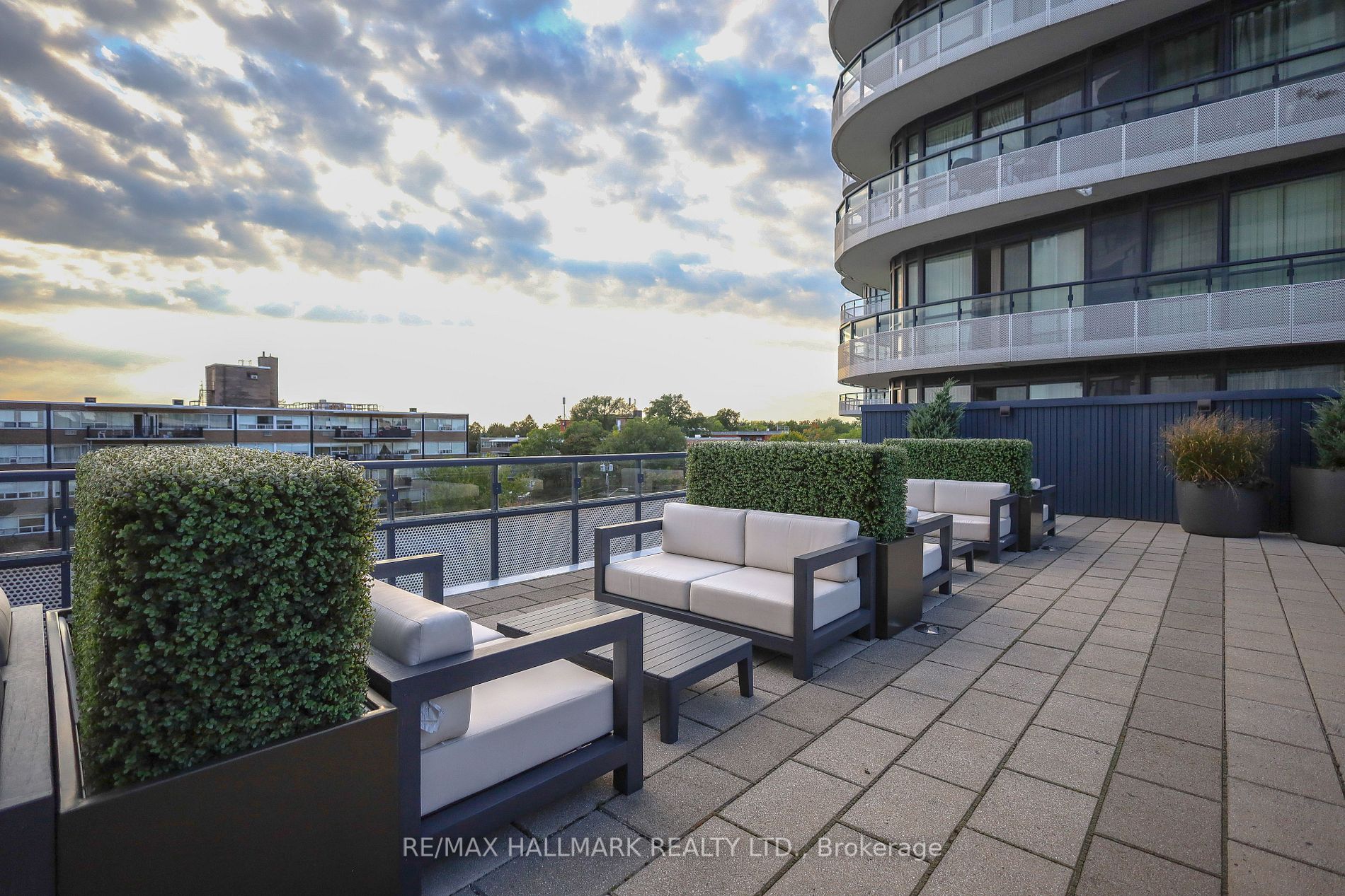 99 The Donway Way, #204