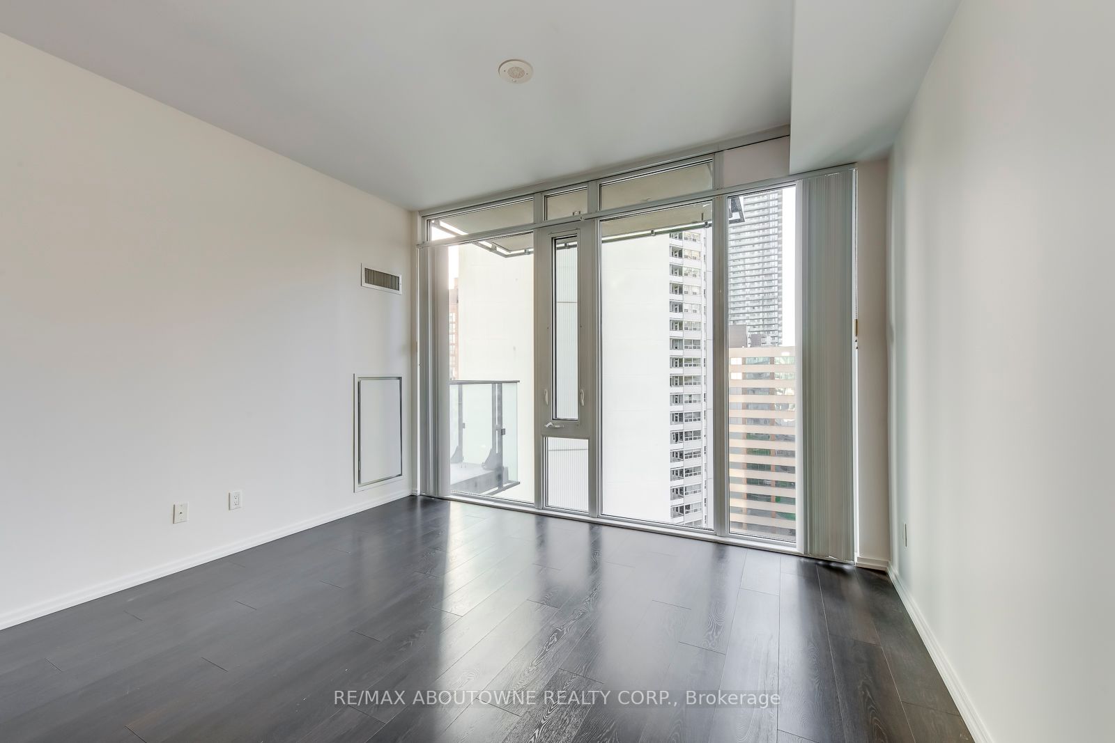 75 St Nicholas St, #1406