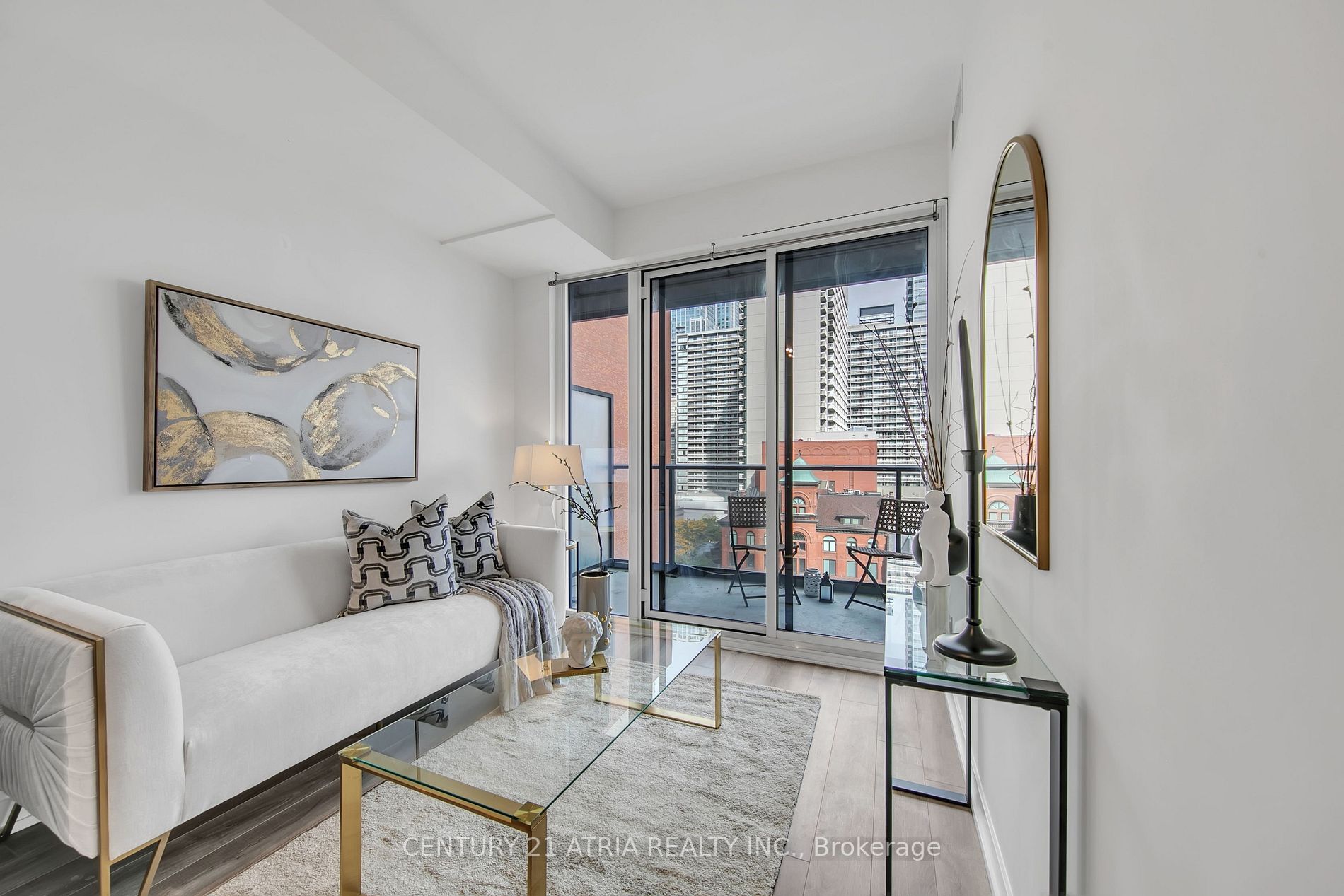 20 Edward St, #624