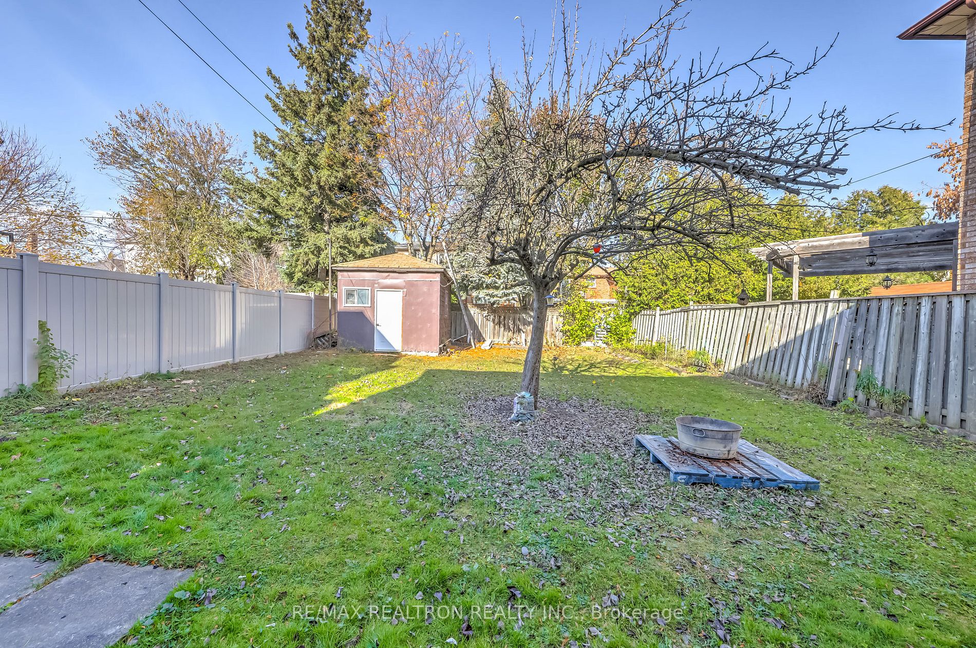 136 Glen Park Ave