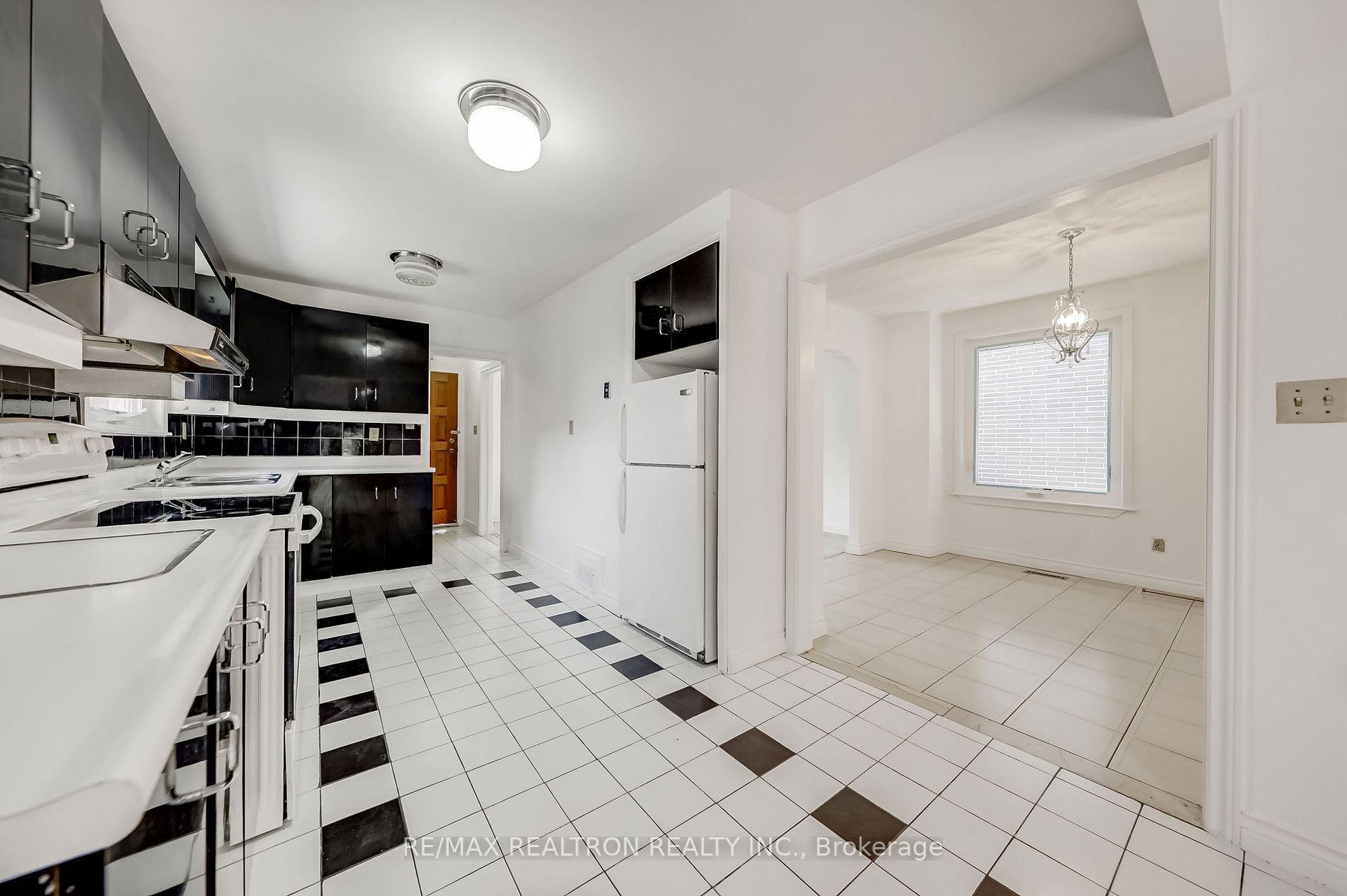 136 Glen Park Ave