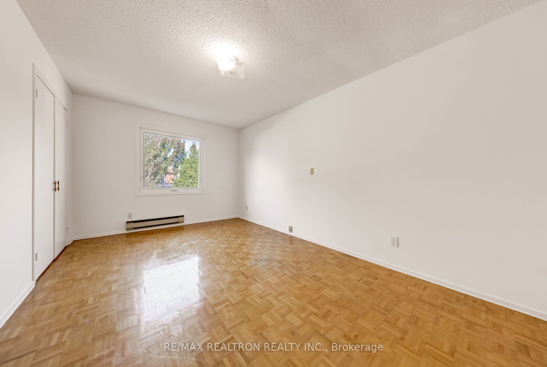 136 Glen Park Ave