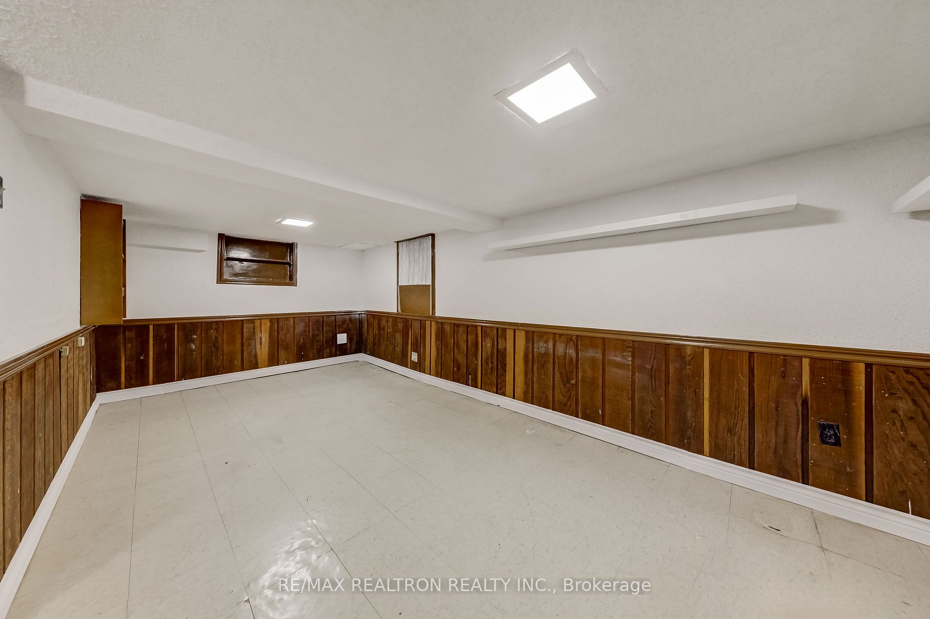 136 Glen Park Ave