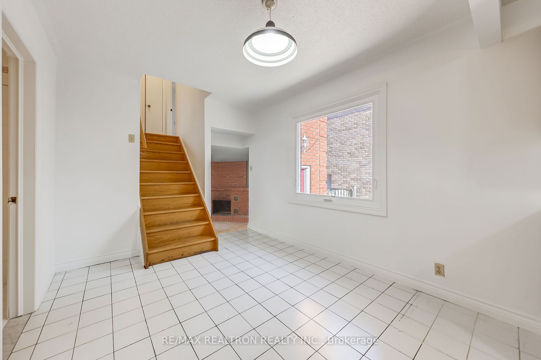 136 Glen Park Ave