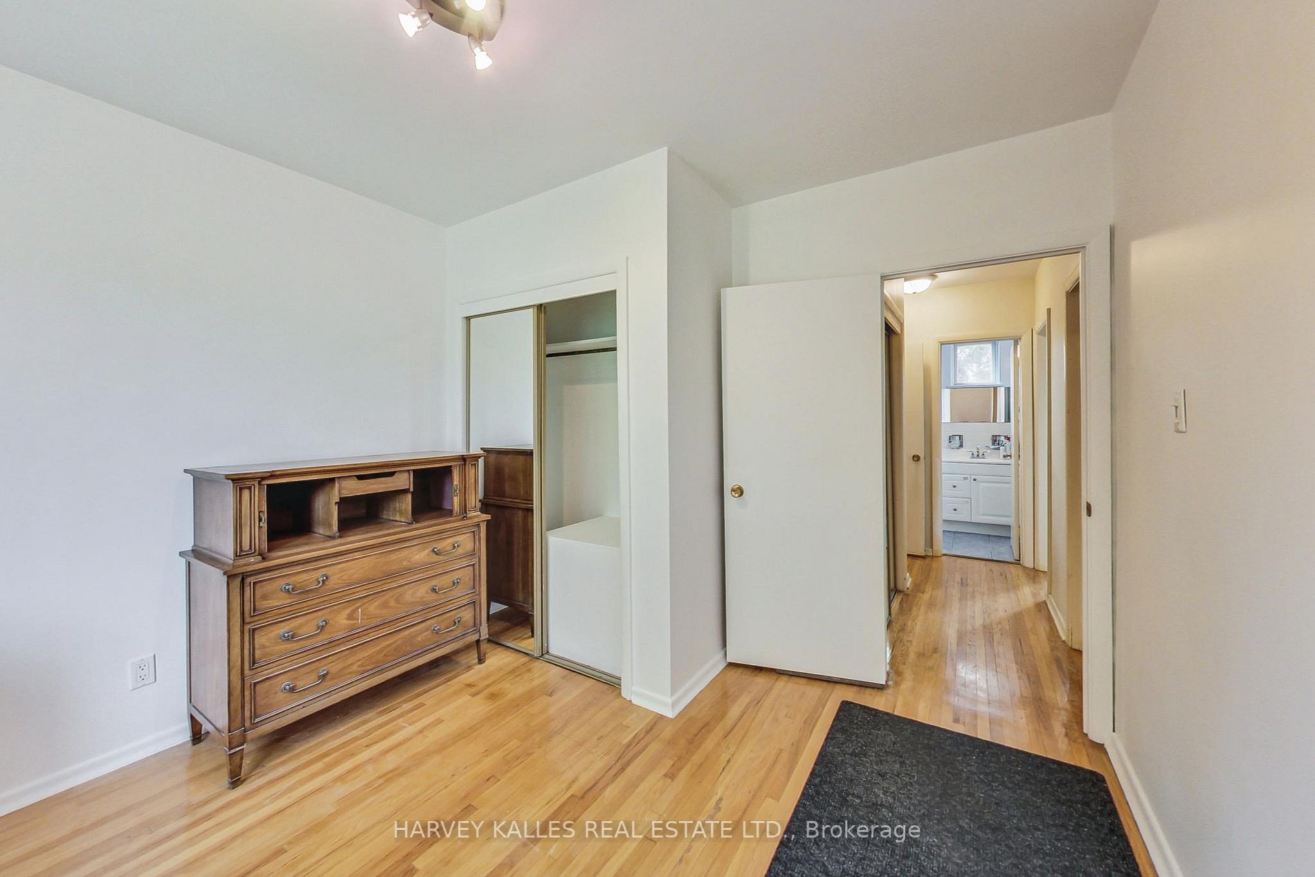 7 Fordham Pl