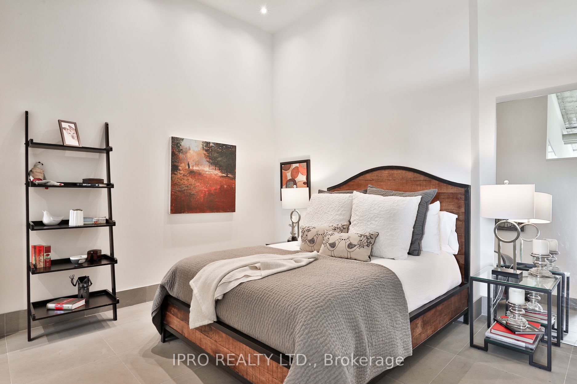 637 Lake Shore Blvd W, #408