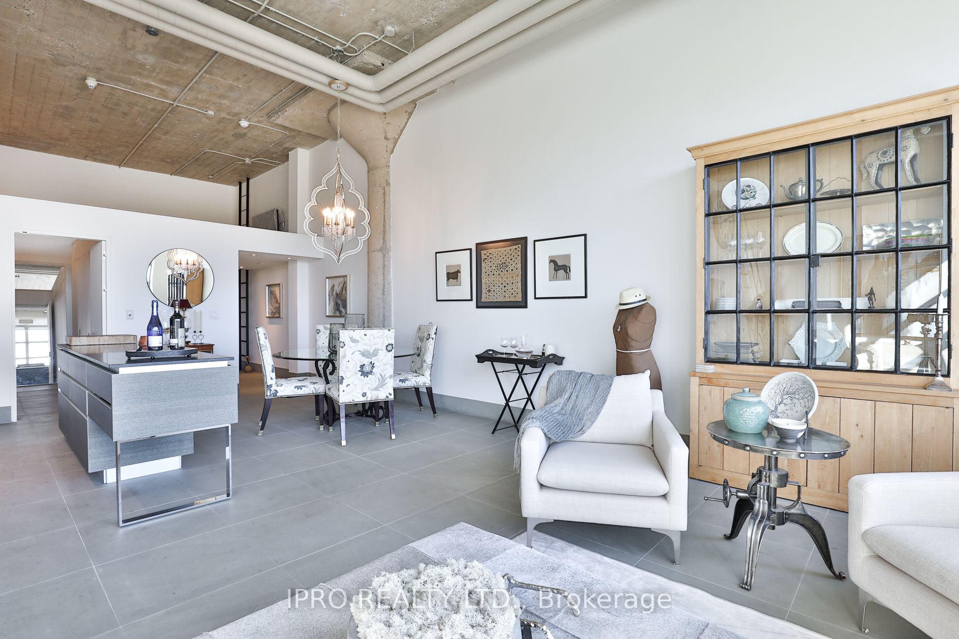 637 Lake Shore Blvd W, #408