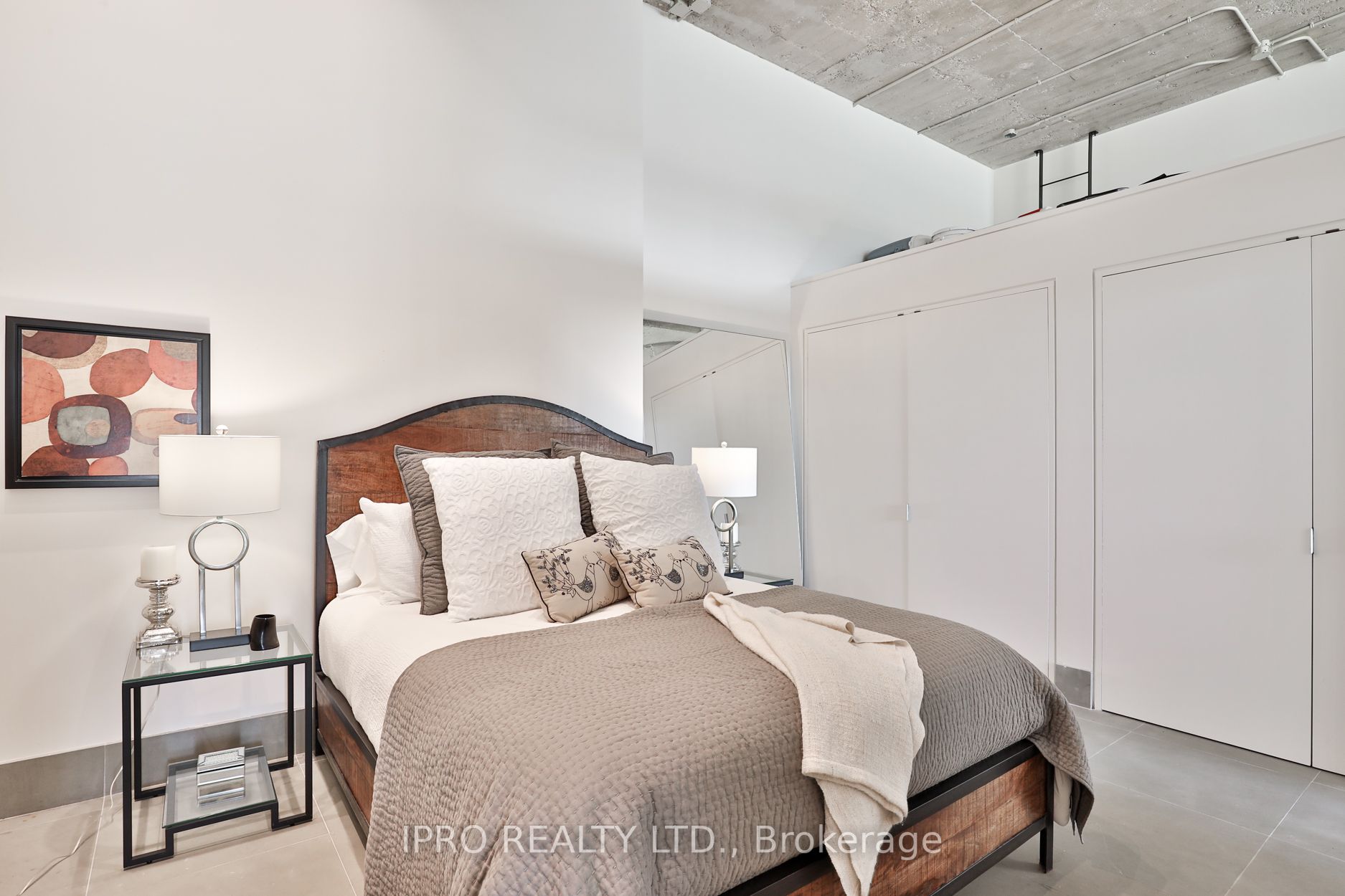 637 Lake Shore Blvd W, #408