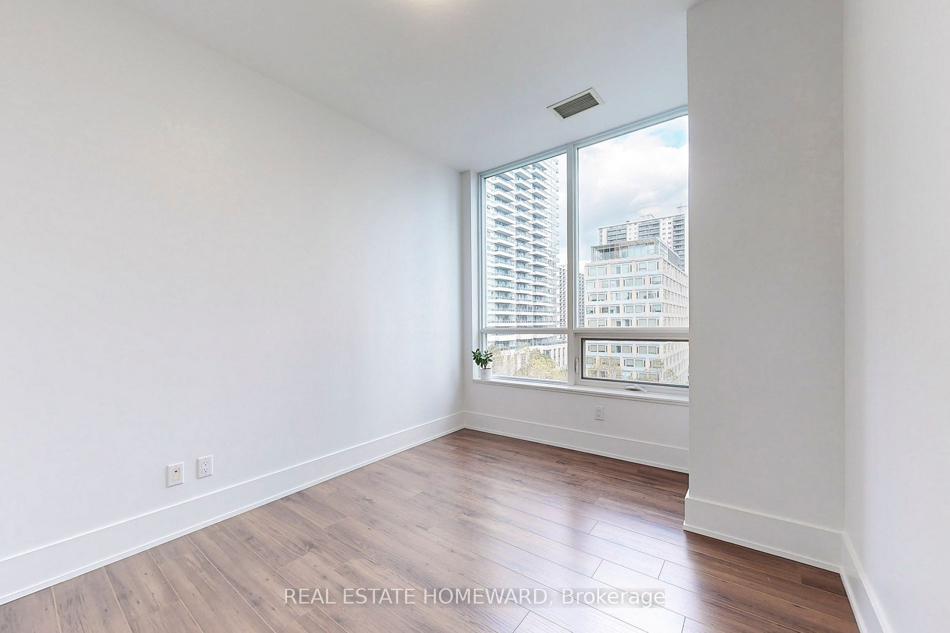 120 Homewood Avenue, #622