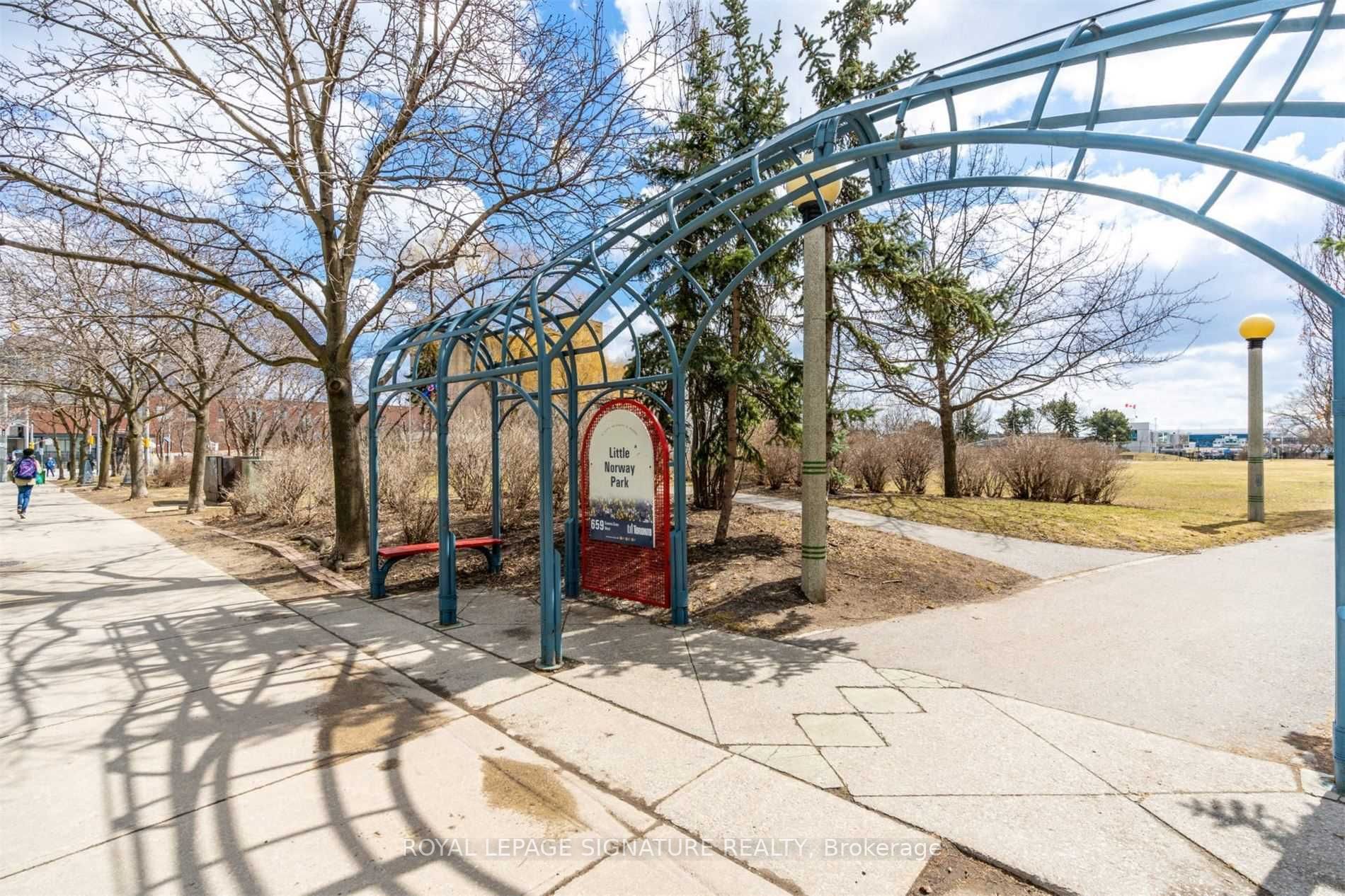 650 Queens Quay, #1211