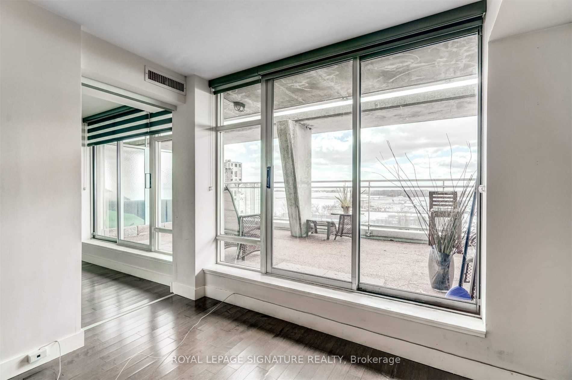 650 Queens Quay, #1211