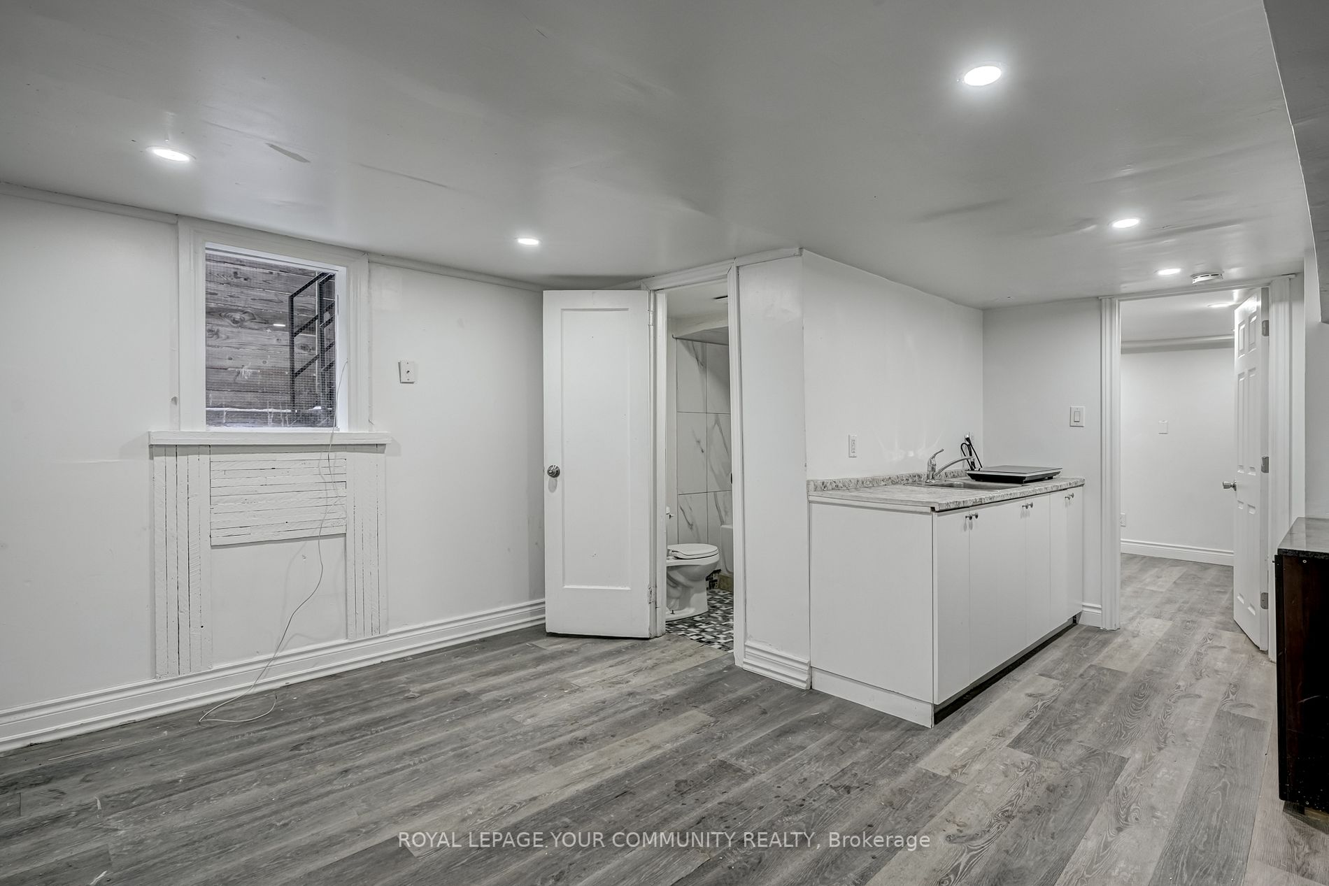 177 Carlton St, #B2