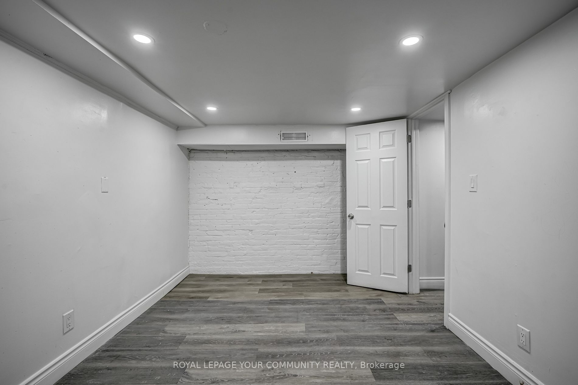 177 Carlton St, #B2