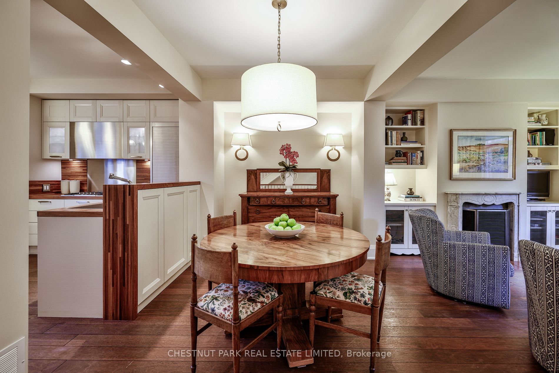 31 Shaftesbury Ave, #13