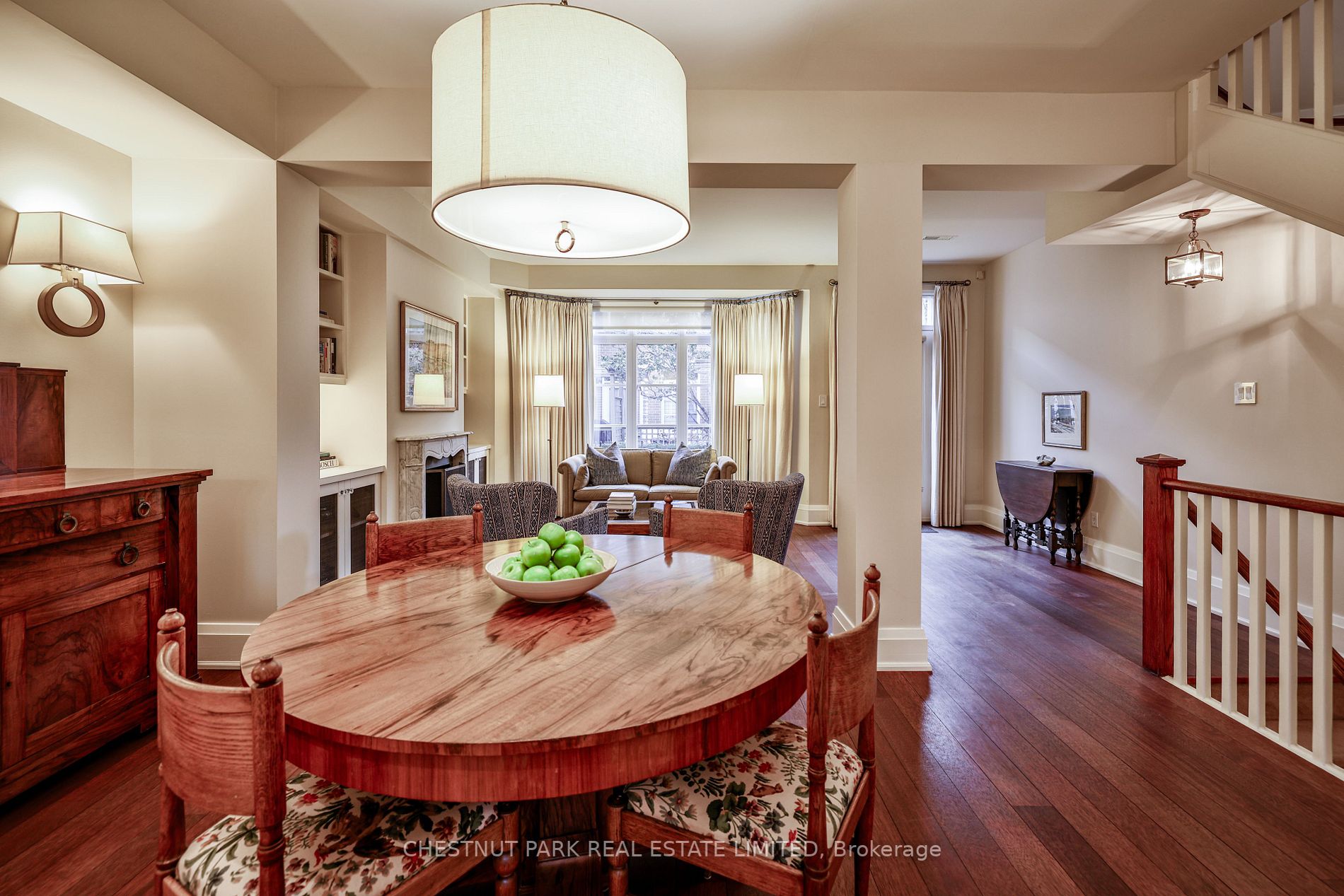 31 Shaftesbury Ave, #13