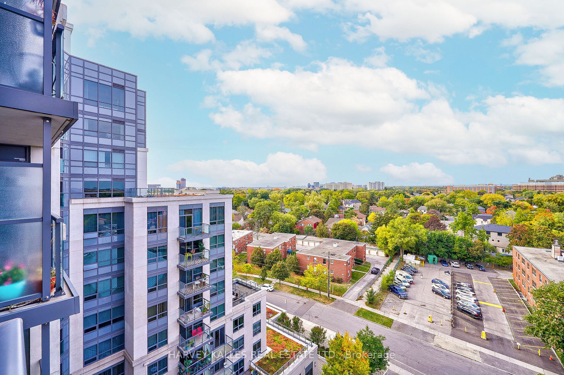 35 Saranac Blvd, #1007