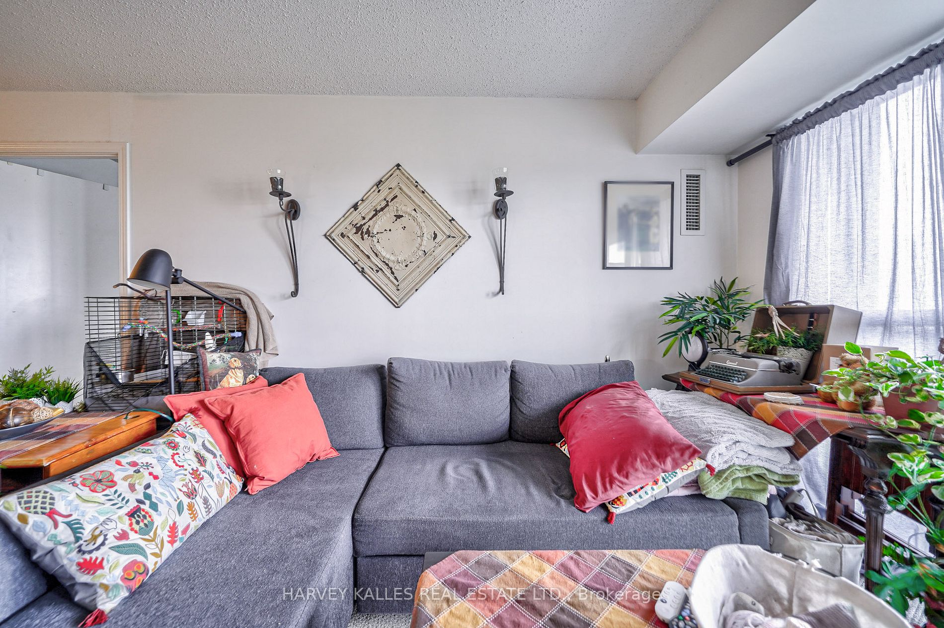 35 Saranac Blvd, #1007