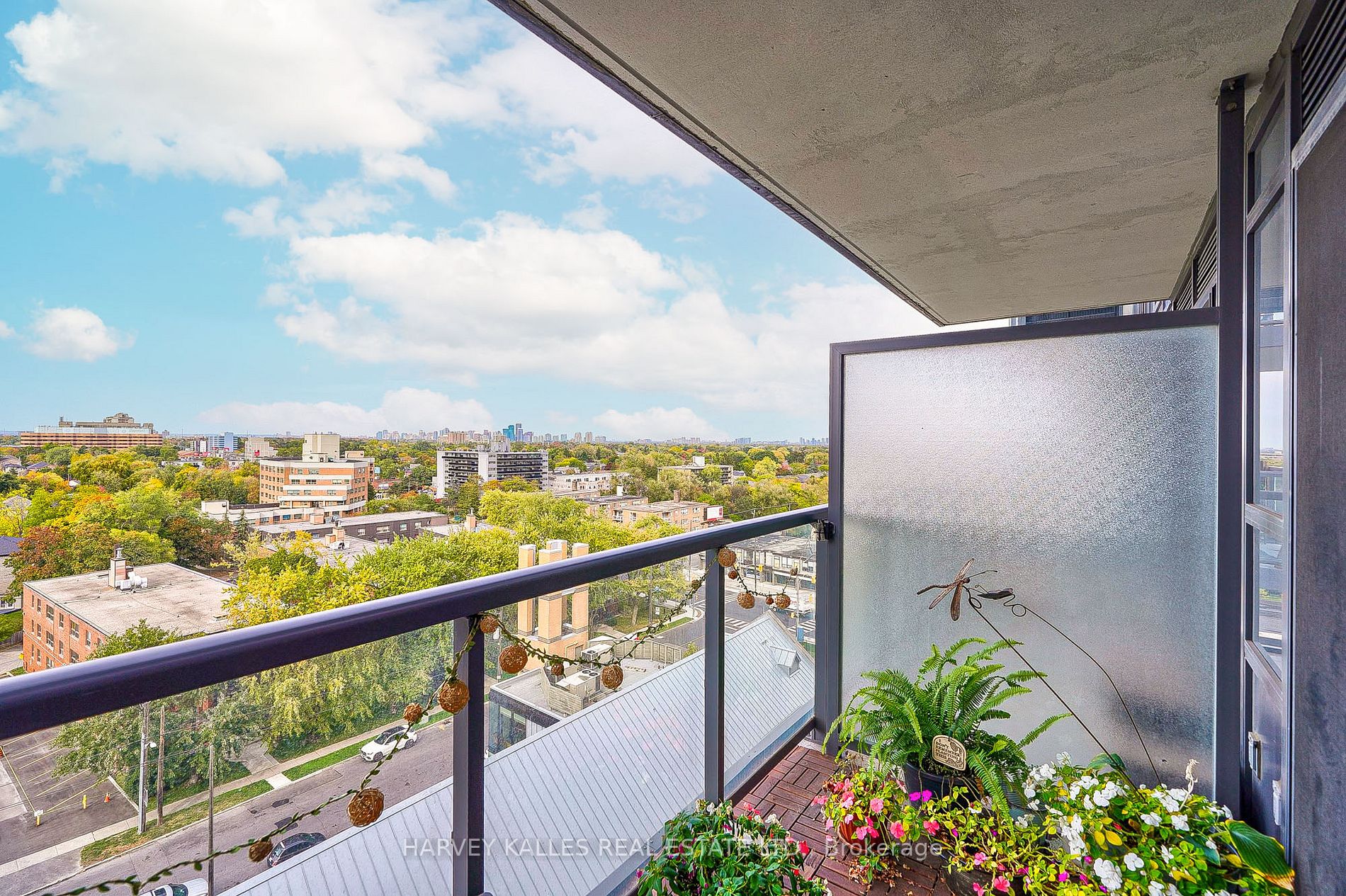 35 Saranac Blvd, #1007