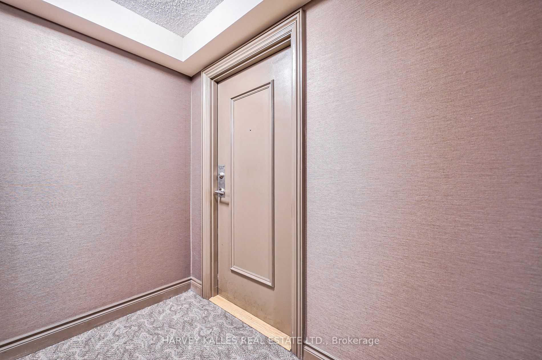35 Saranac Blvd, #1007