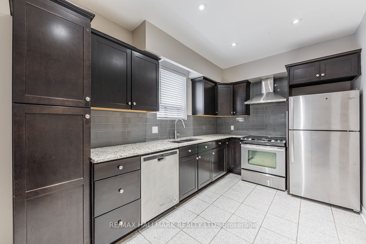 10 Biggar Avenue, #MAIN
