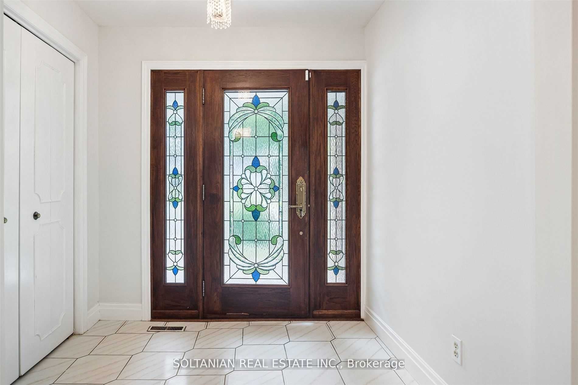 4 Chipstead Rd