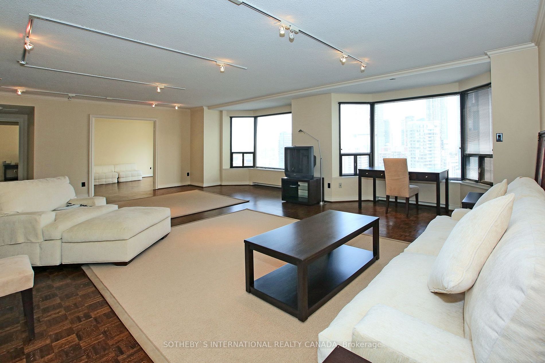 175 Cumberland St, #2008