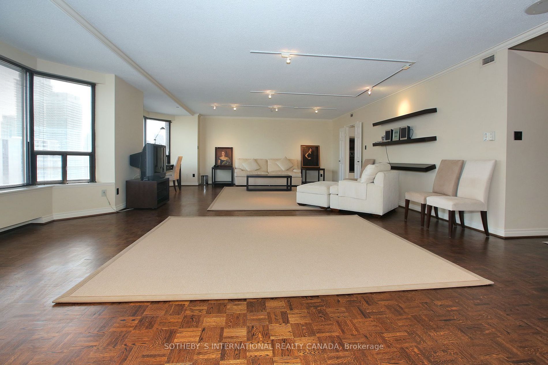 175 Cumberland St, #2008