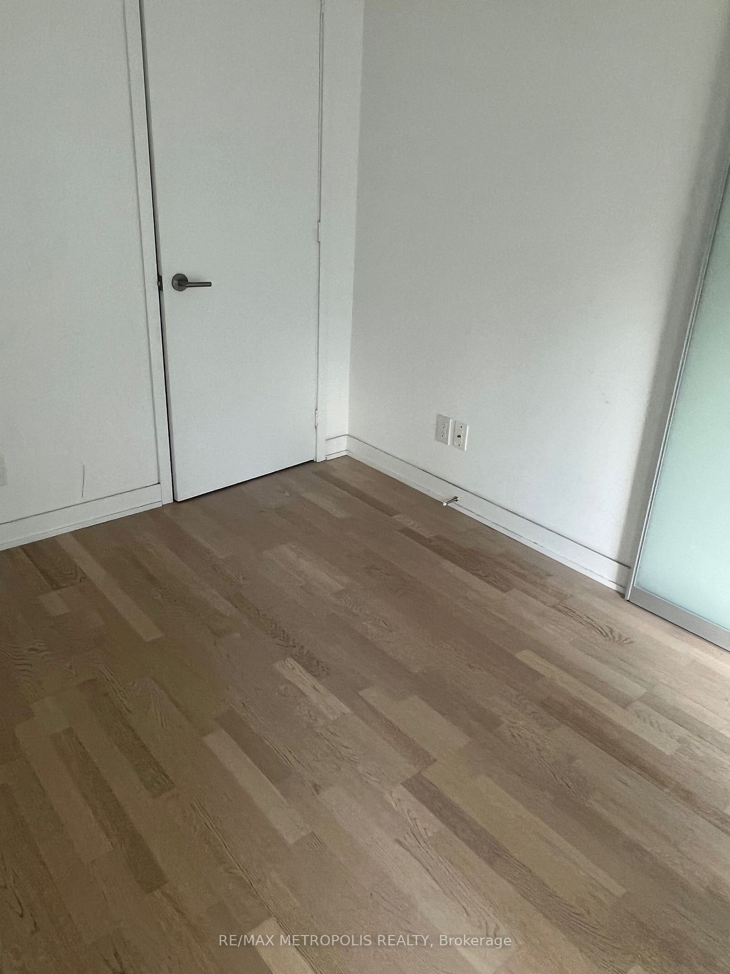 161 Roehampton Ave, #1805
