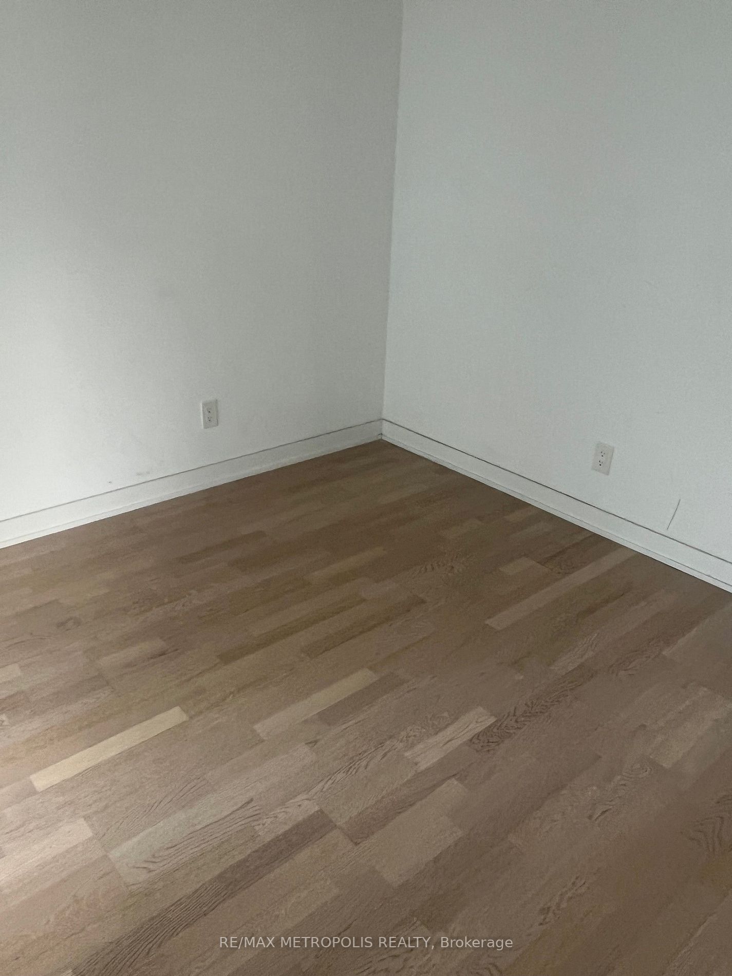 161 Roehampton Ave, #1805