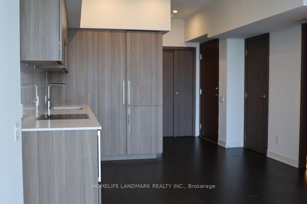 17 Bathurst St, #3911