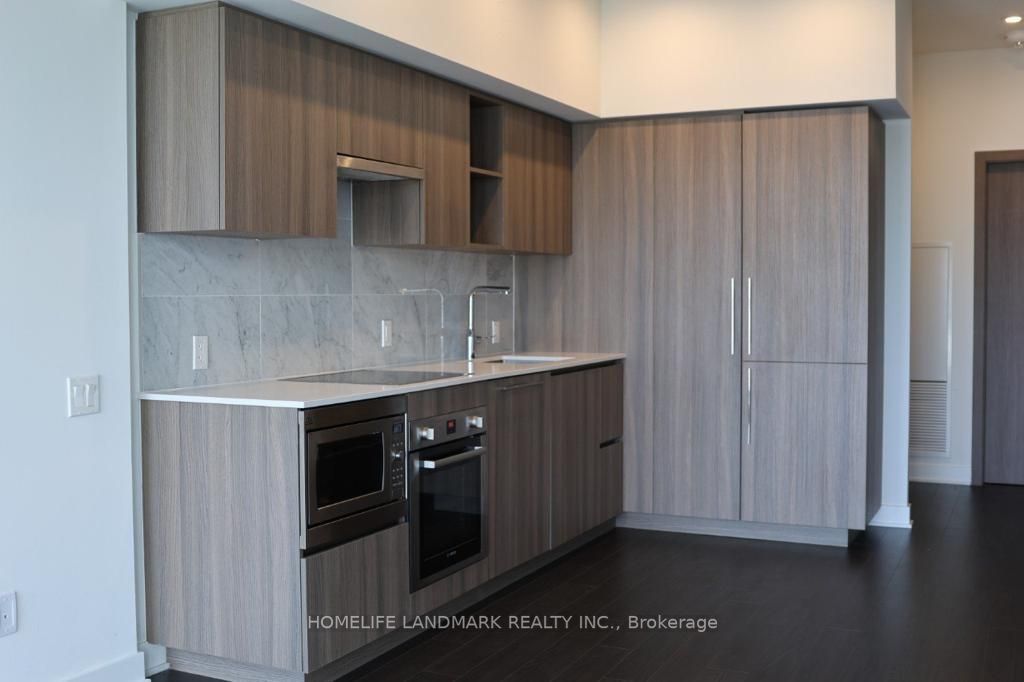 17 Bathurst St, #3911