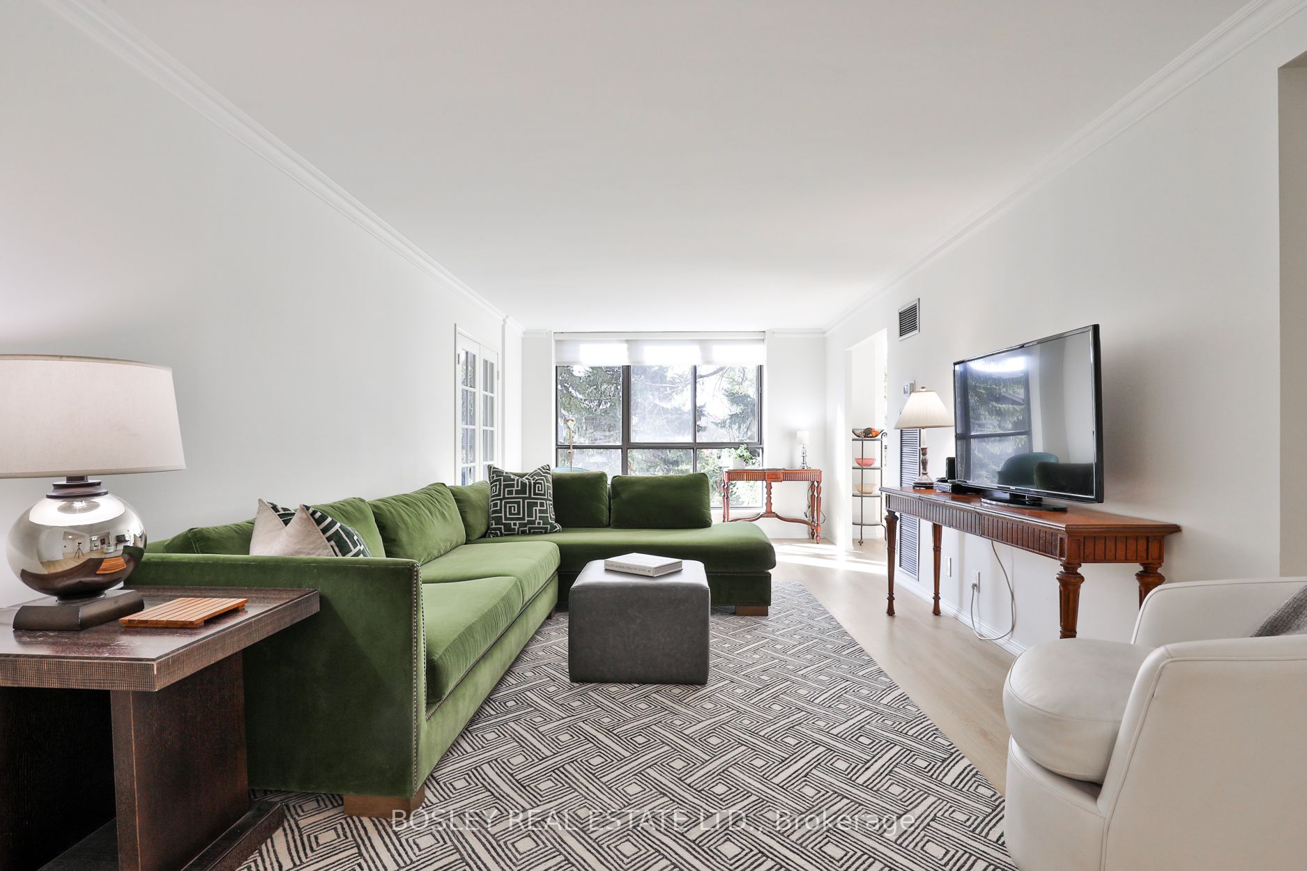 2900 Yonge St, #609