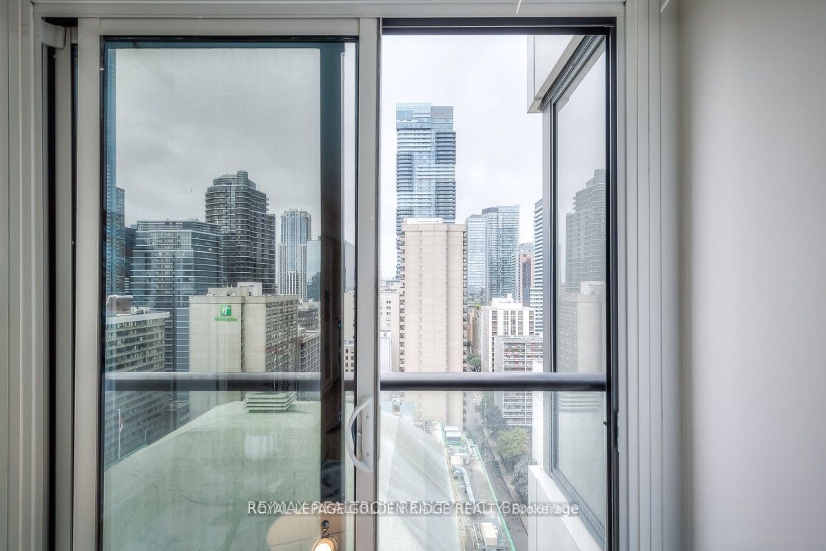 85 Wood St, #2605