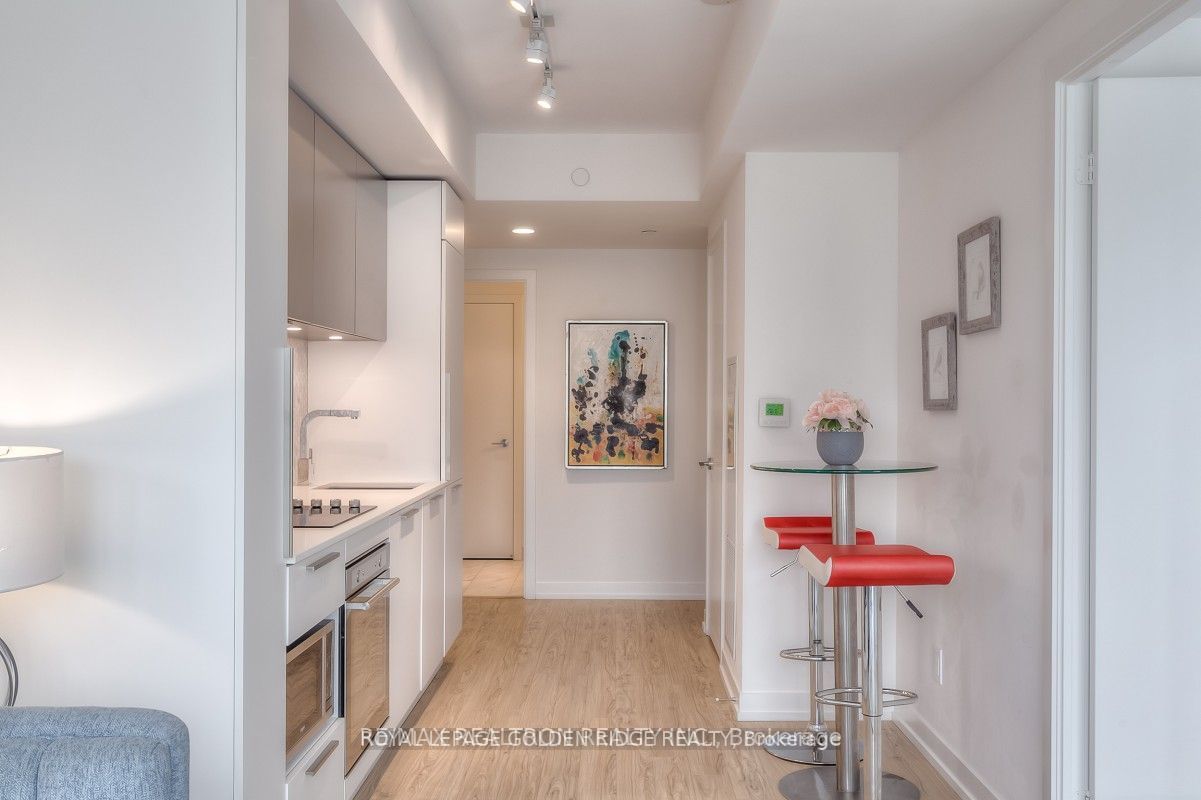 85 Wood St, #2605