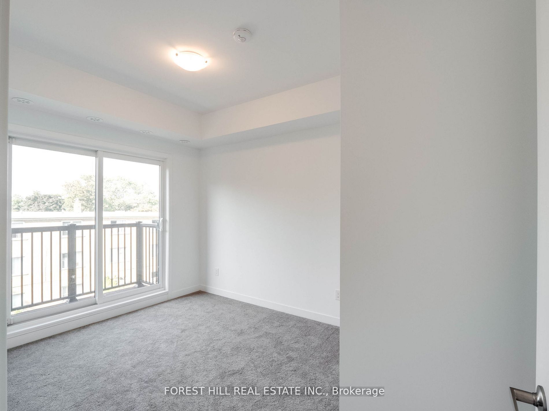12 Marquette Ave, #8