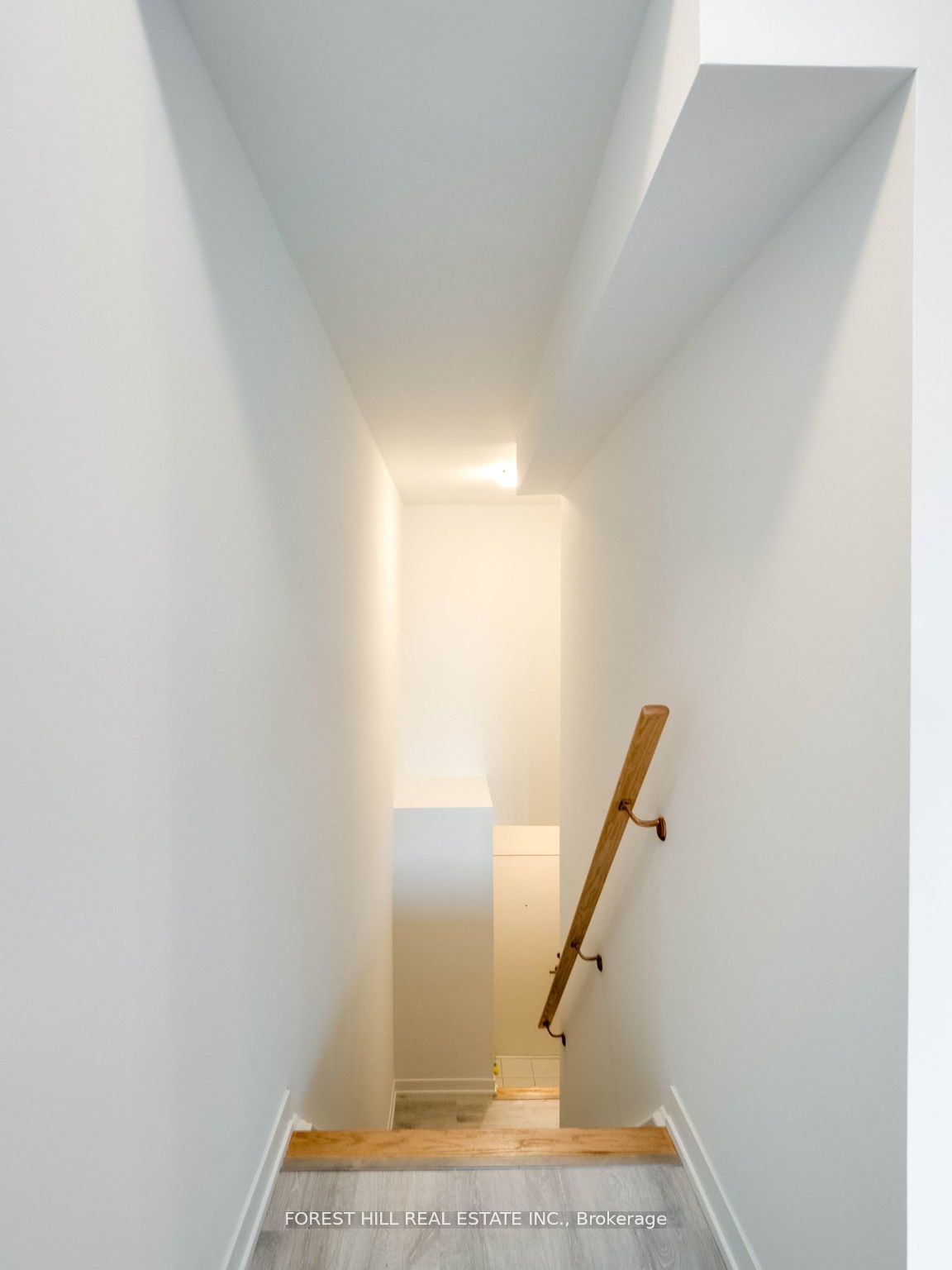 12 Marquette Ave, #8
