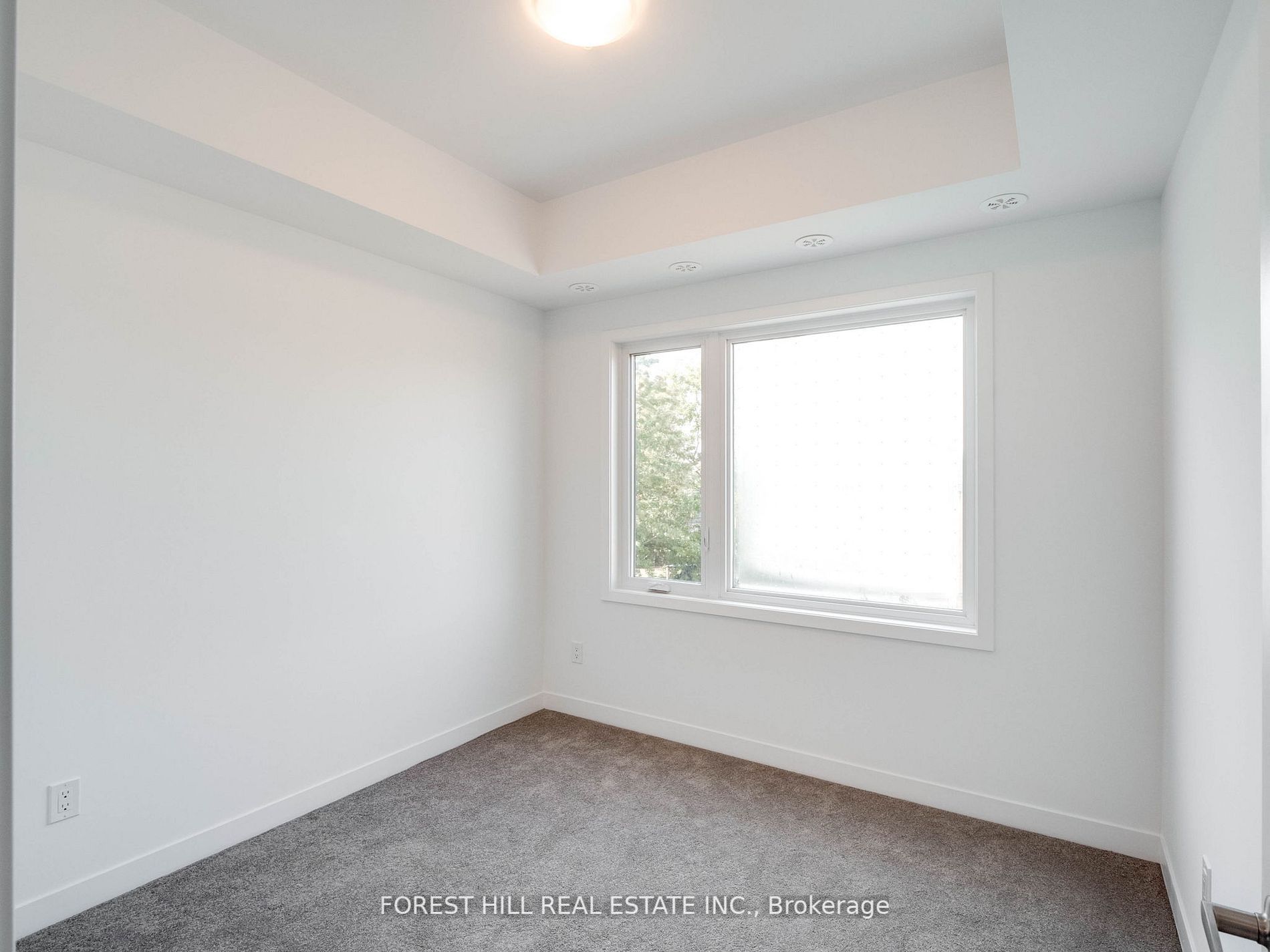 12 Marquette Ave, #8