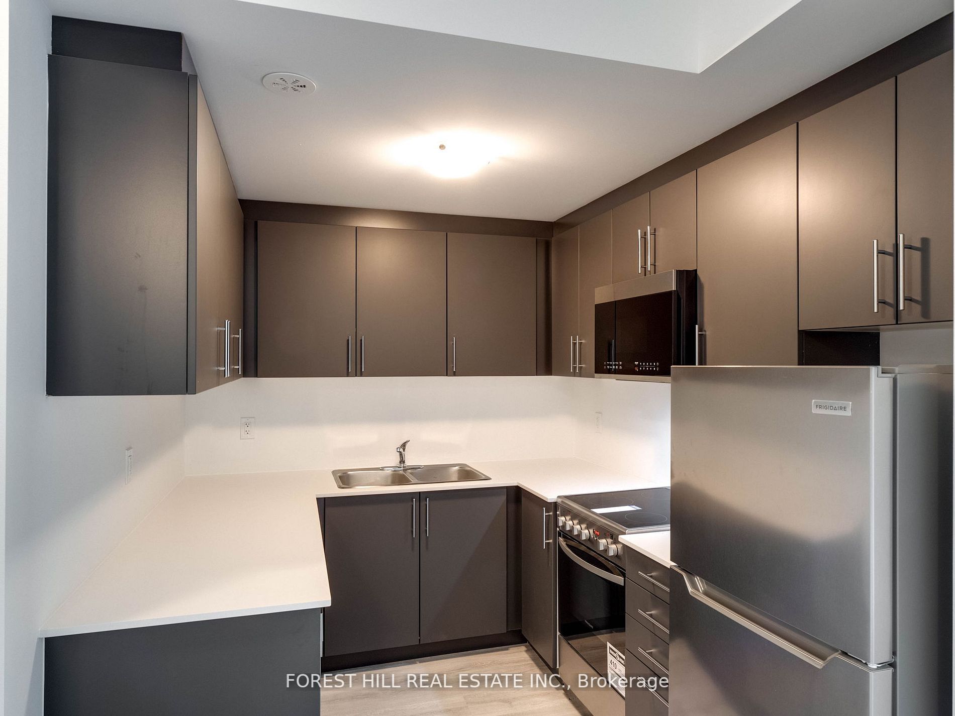 12 Marquette Ave, #8
