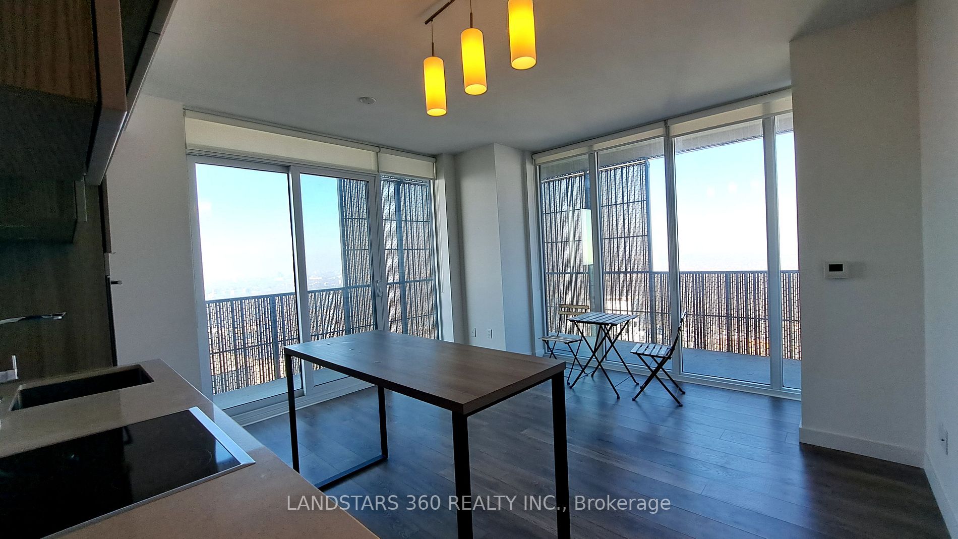 8 Eglinton Ave E, #4105
